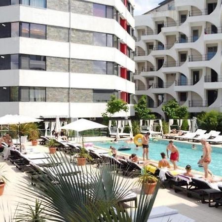 Thomas Luxury Apartment Năvodari Zewnętrze zdjęcie
