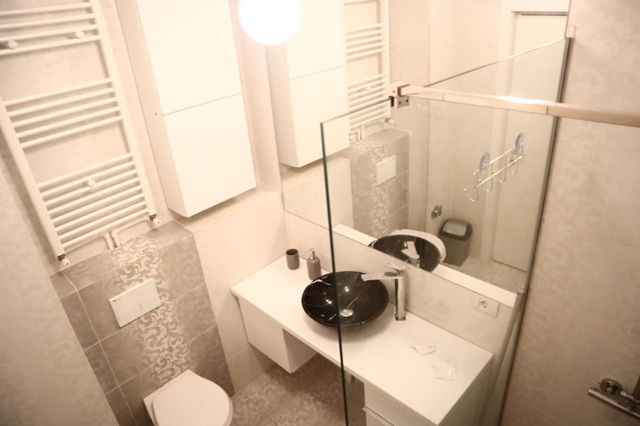 Thomas Luxury Apartment Năvodari Zewnętrze zdjęcie