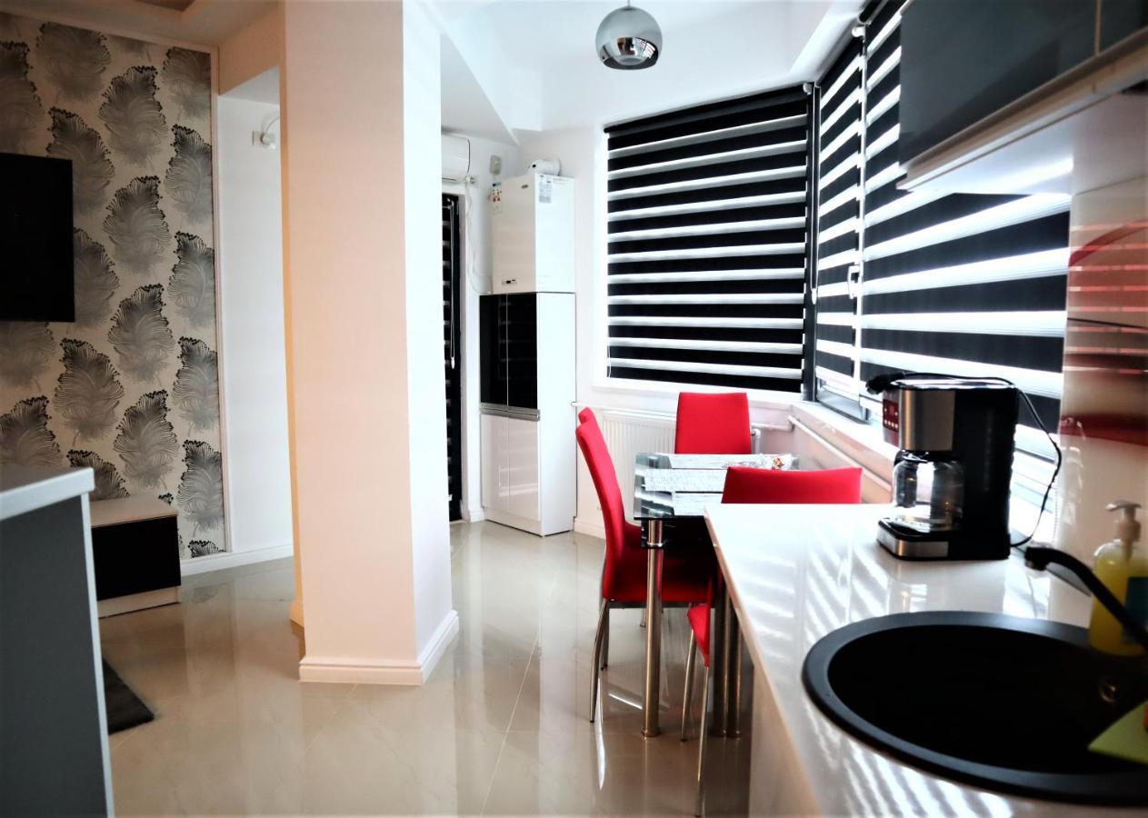 Thomas Luxury Apartment Năvodari Zewnętrze zdjęcie