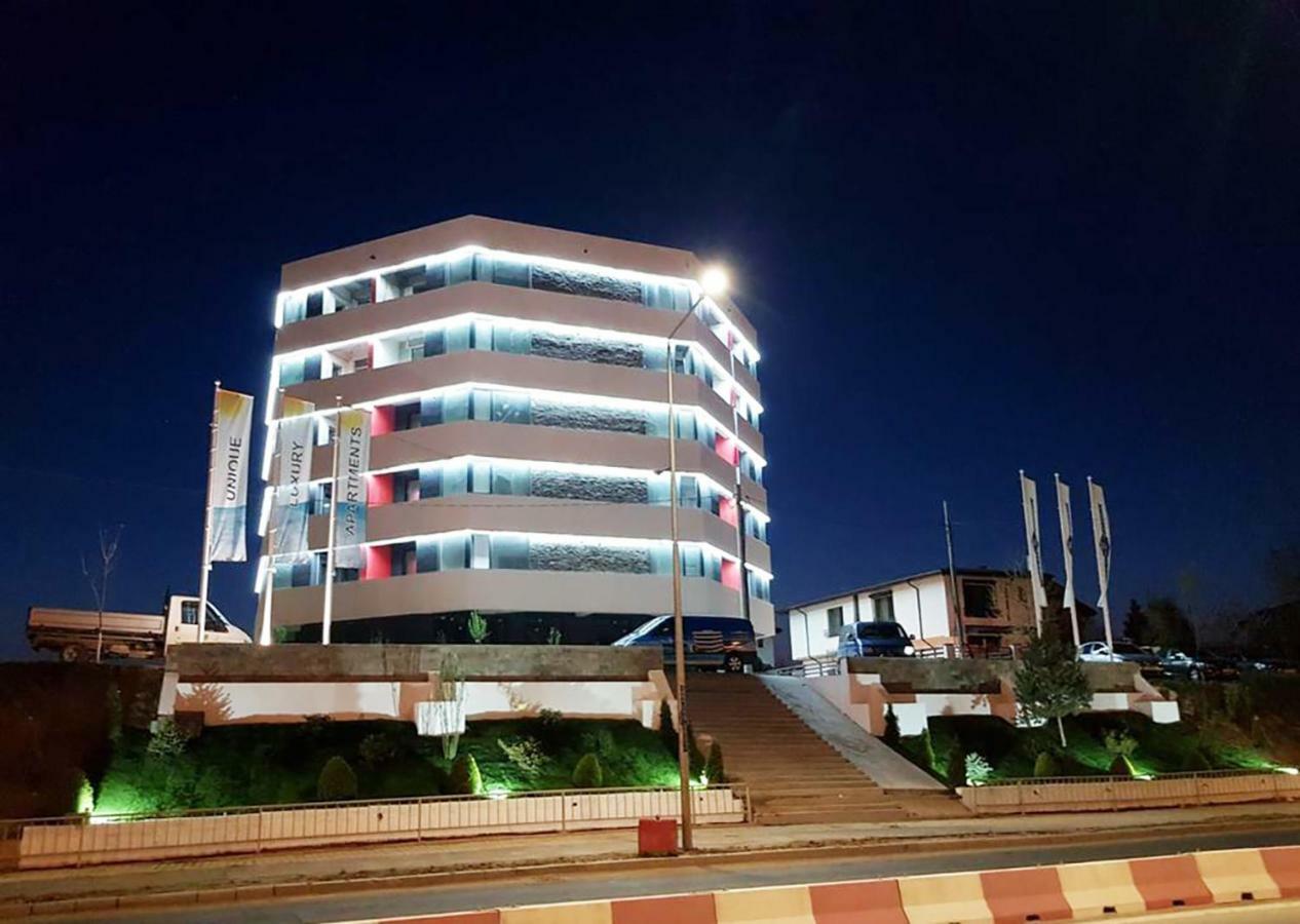 Thomas Luxury Apartment Năvodari Zewnętrze zdjęcie