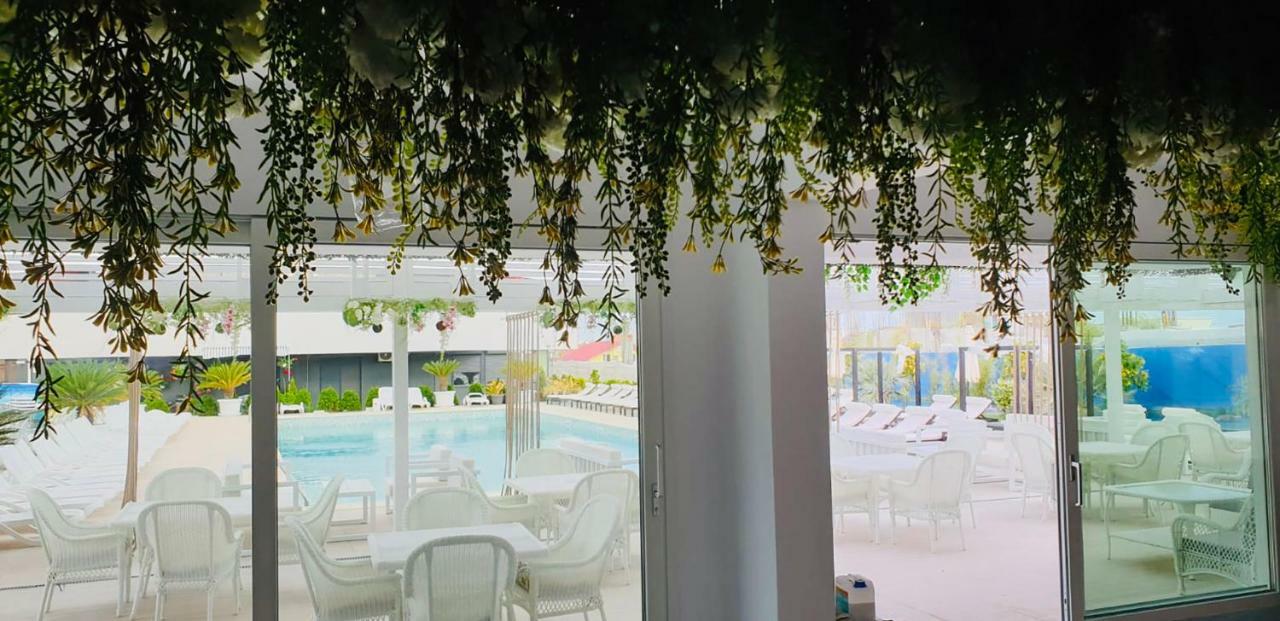 Thomas Luxury Apartment Năvodari Zewnętrze zdjęcie