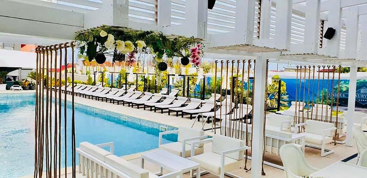 Thomas Luxury Apartment Năvodari Zewnętrze zdjęcie